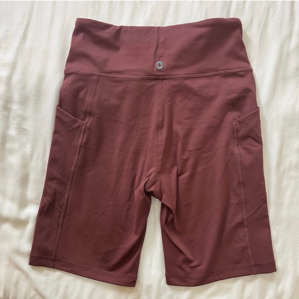 Figs Biker Shorts in Mauve Brown - Picture 5 of 7
